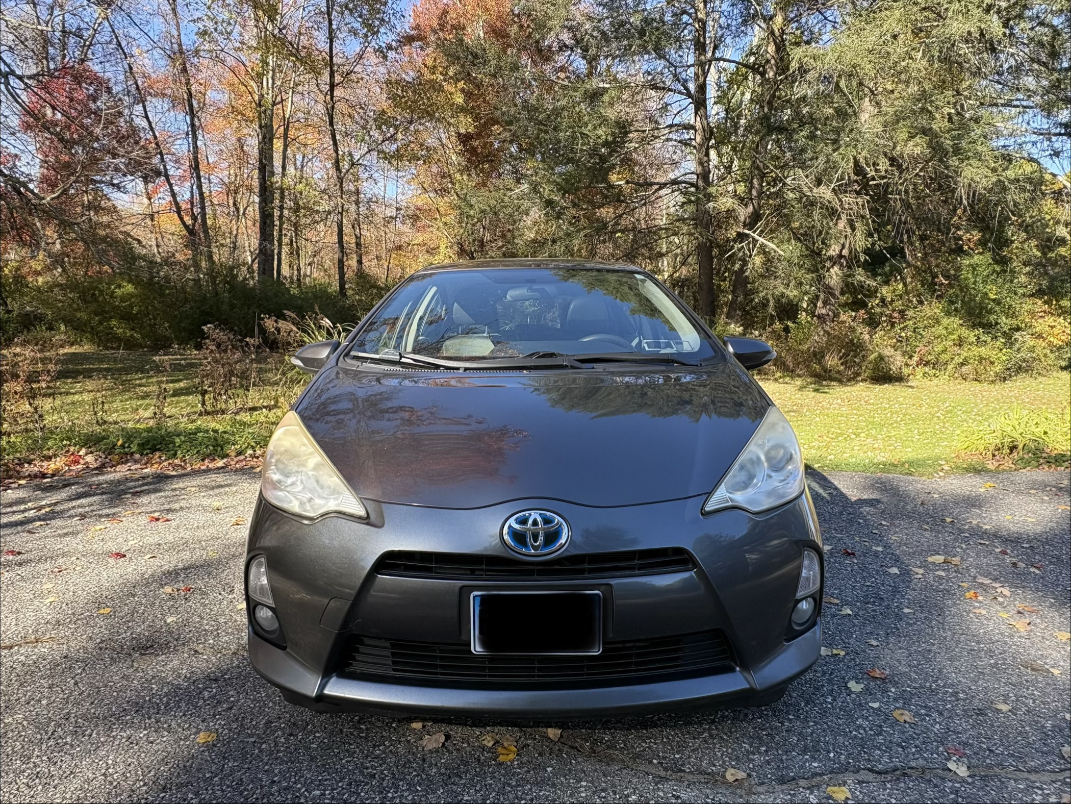 Used 2012 Toyota Prius C Four w/ Alloy Wheel Pkg FWD image 9