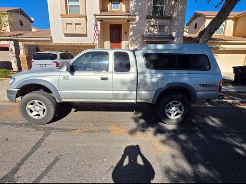 Used 2002 Toyota Tacoma PreRunner image 5