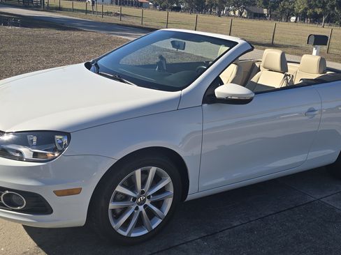 Used 2016 Volkswagen Eos Komfort image 1