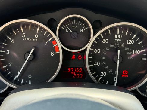 Used 2012 MAZDA MX-5 Miata Grand Touring w/ Premium Pkg RWD image 13