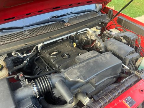 Used 2016 Chevrolet Colorado W/T AWD/4WD image 14