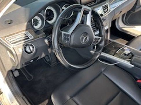 Used 2014 Mercedes-Benz E 350 Sedan image 16