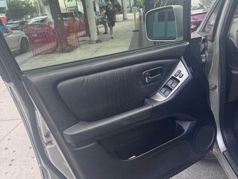 Used 2001 Lexus RX 300 FWD image 16