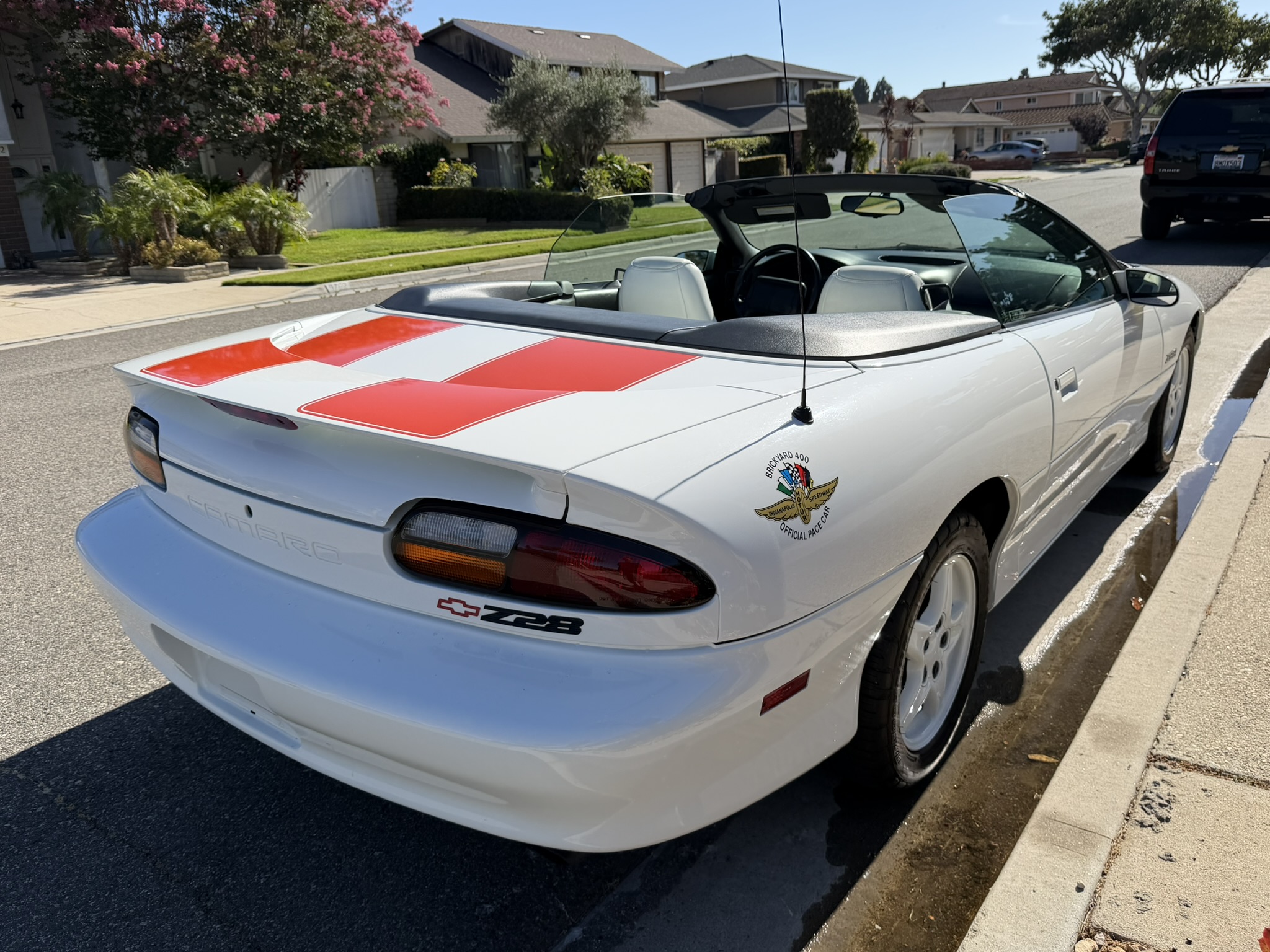 Used 1997 Chevrolet Camaro Z28 w/ Preferred Equipment Group 2 RWD image 17