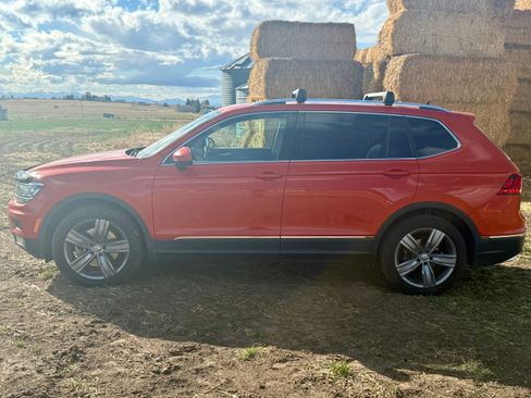 Used 2018 Volkswagen Tiguan SEL Premium image 15