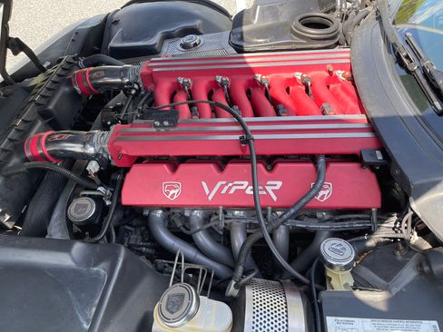 Used 2000 Dodge Viper RT/10 image 12