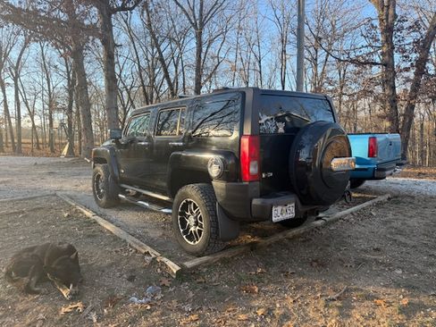Used 2007 HUMMER H3 image 1