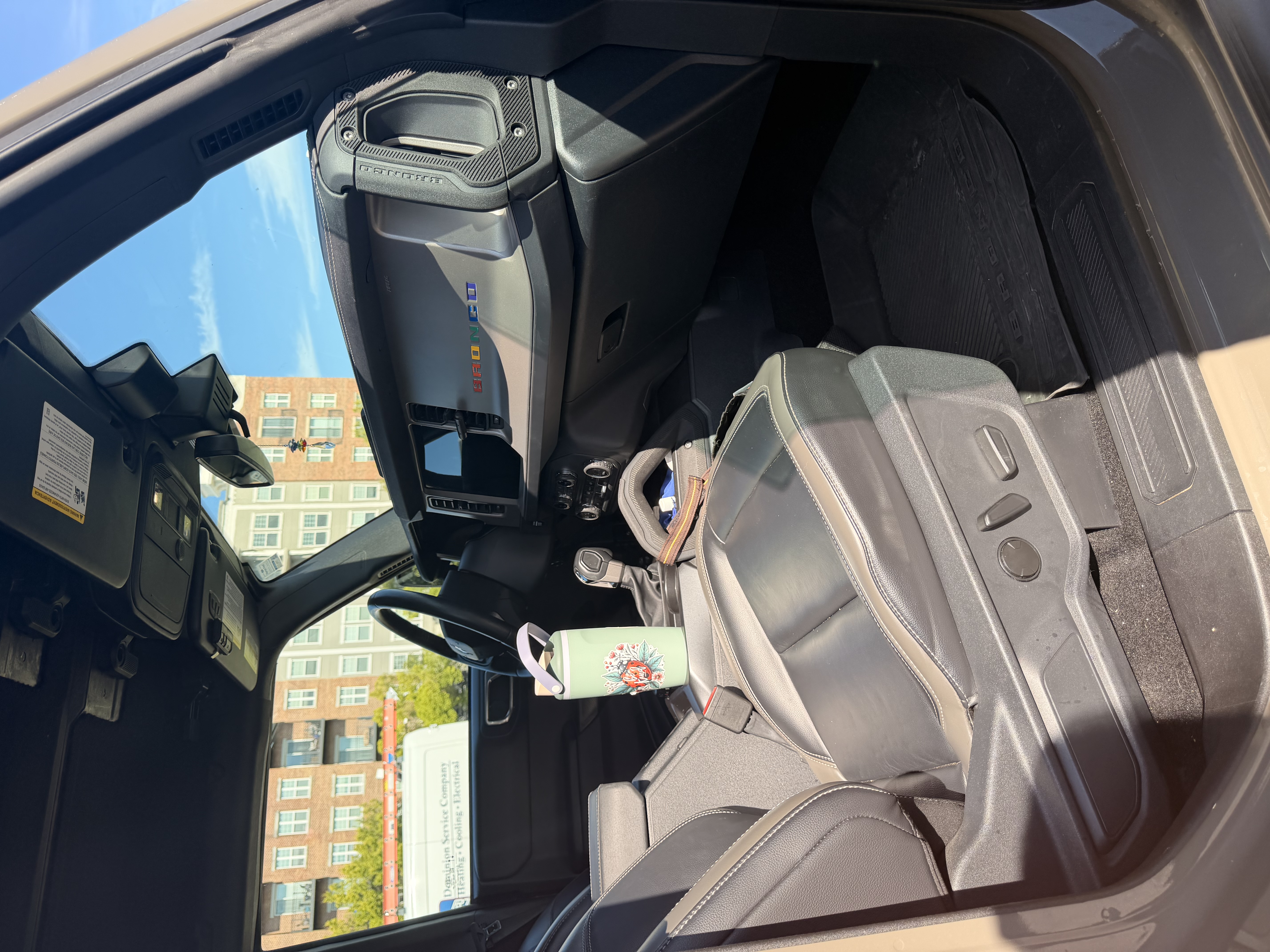 Used 2025 Ford Bronco Outer Banks w/ Sasquatch Package AWD/4WD image 12