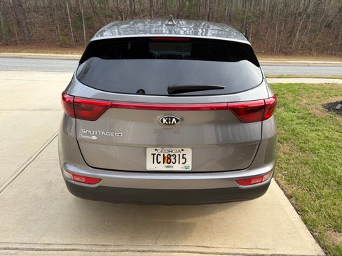 Used 2019 Kia Sportage LX FWD image 5
