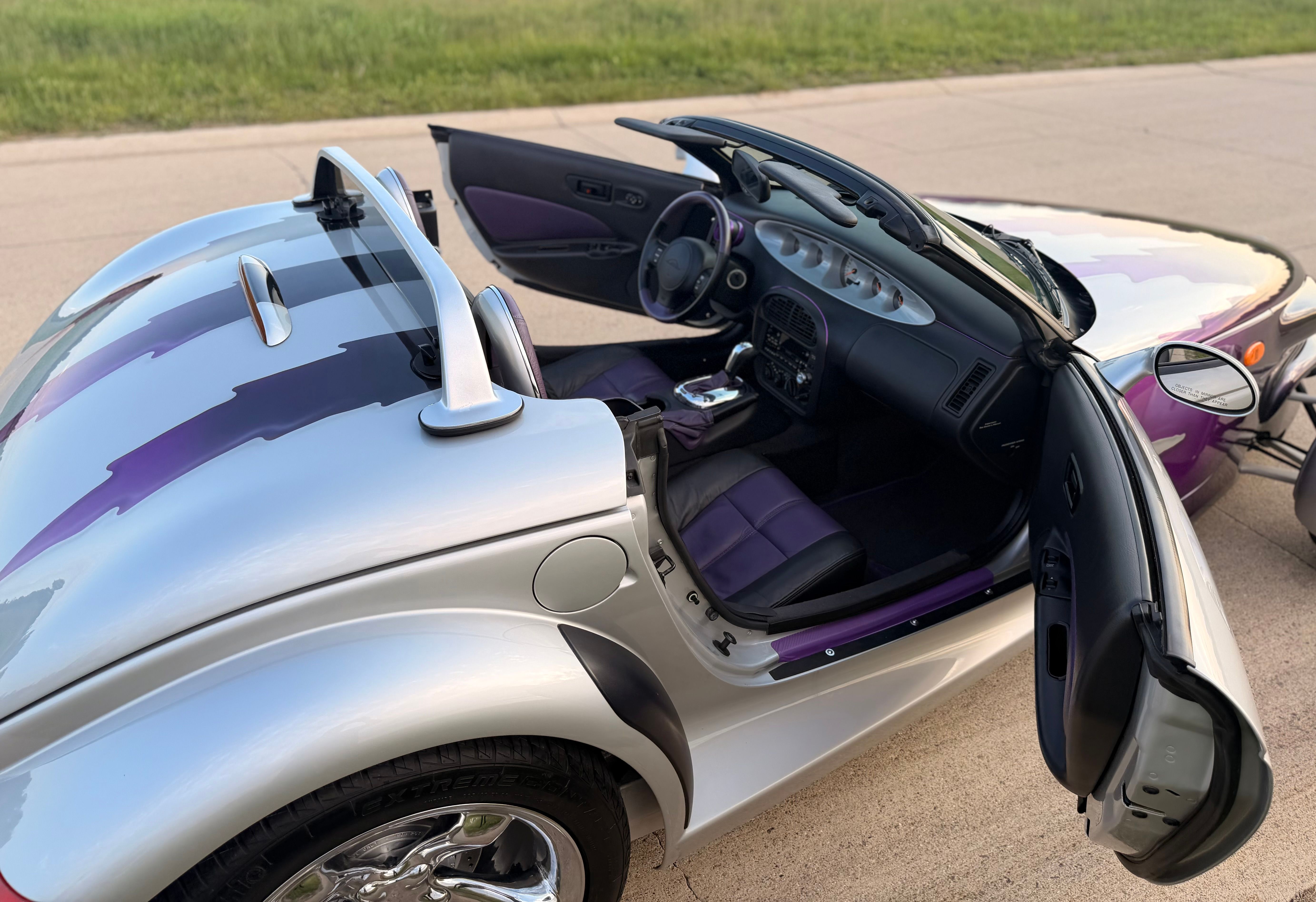 Used 2000 Plymouth Prowler RWD image 24