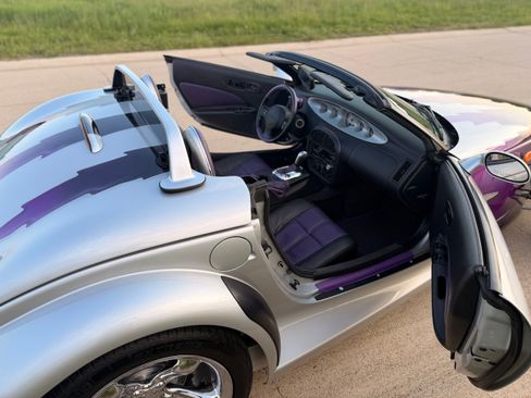 Used 2000 Plymouth Prowler RWD image 24