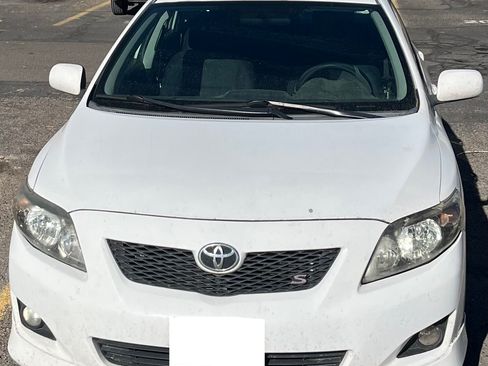 Used 2009 Toyota Corolla S image 2