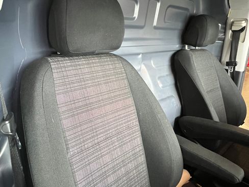 Used 2017 Mercedes-Benz Metris image 10