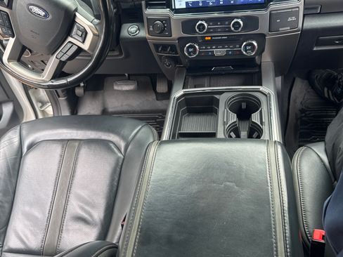 Used 2022 Ford F250 Platinum w/ Tremor Off-Road Package image 13