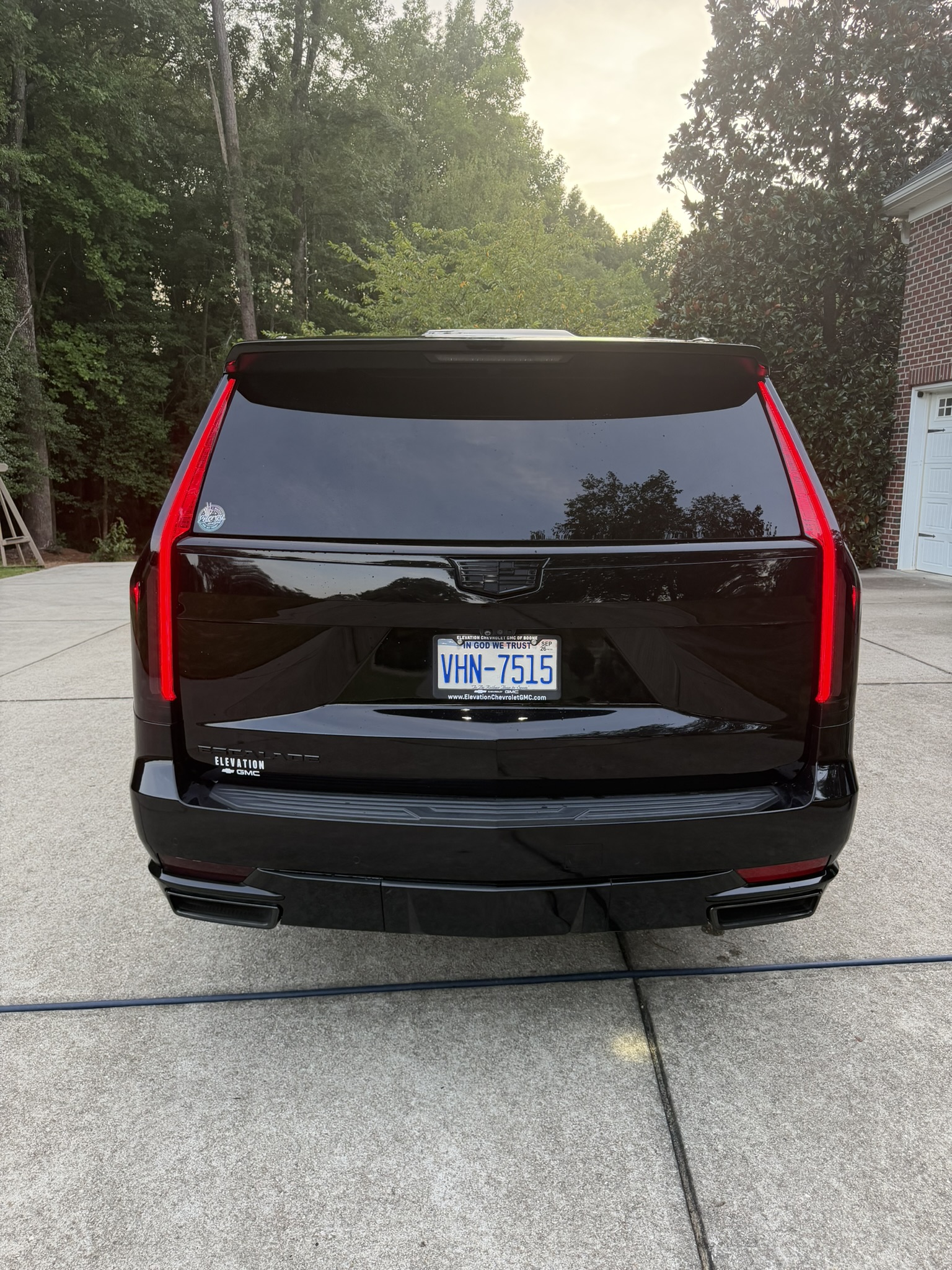 Used 2021 Cadillac Escalade Sport Platinum RWD image 10