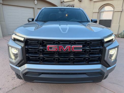 Used 2024 GMC Canyon Elevation w/ Trailering Package RWD image 10