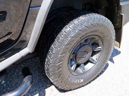 Used 2007 HUMMER H2 image 12