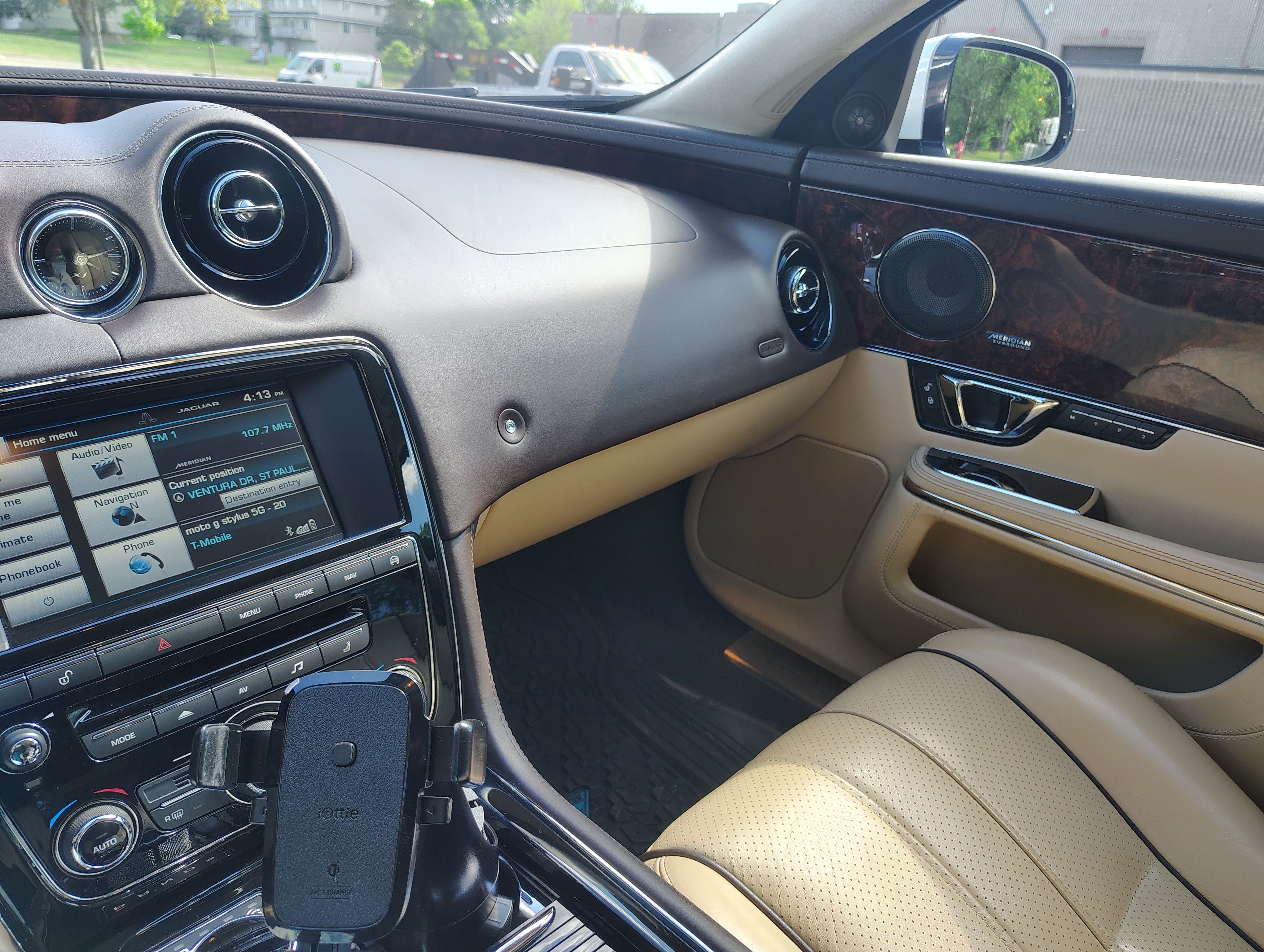 Used 2015 Jaguar XJ L Portfolio RWD image 5