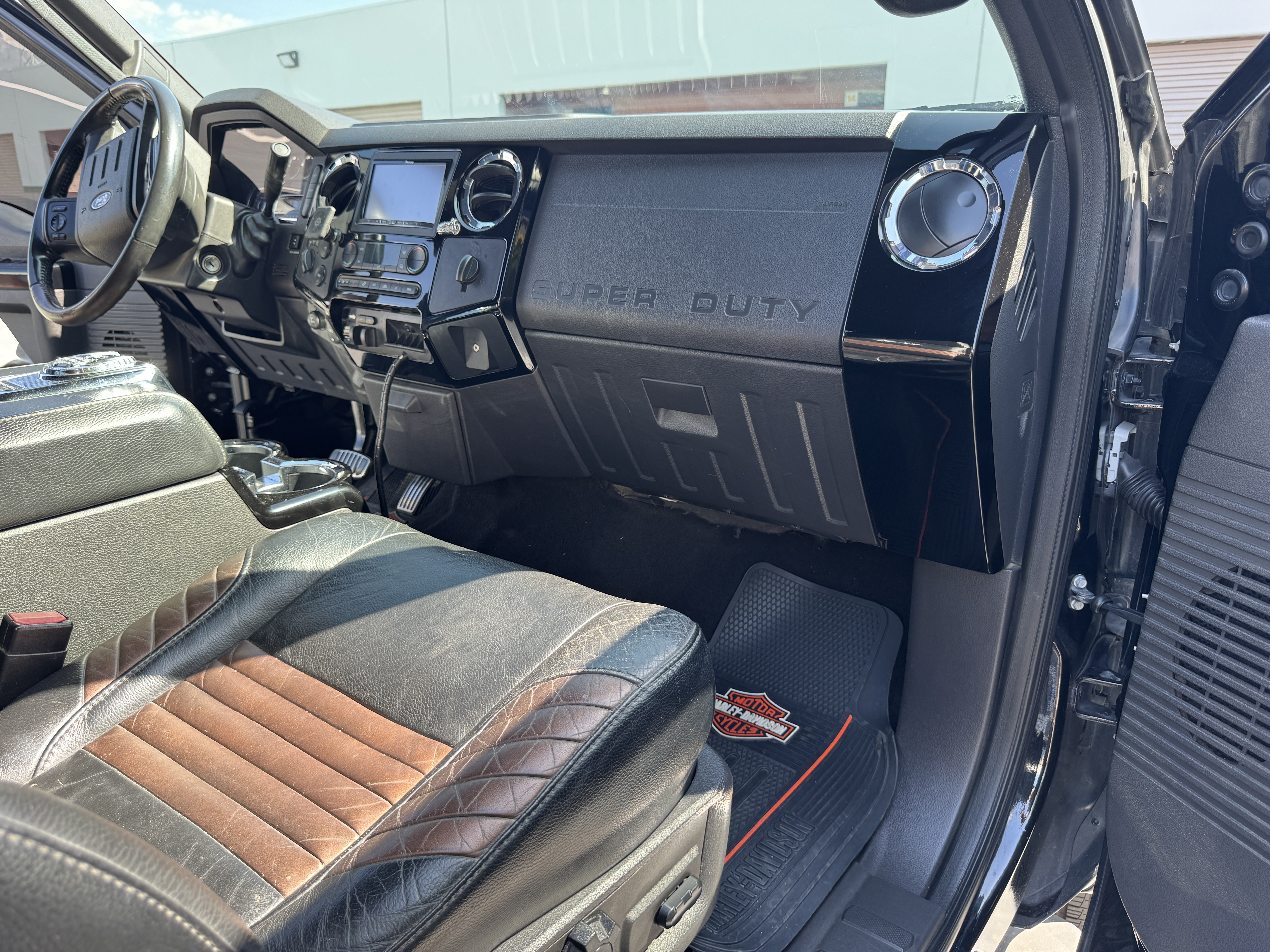 Used 2008 Ford F250 Harley-Davidson AWD/4WD image 24