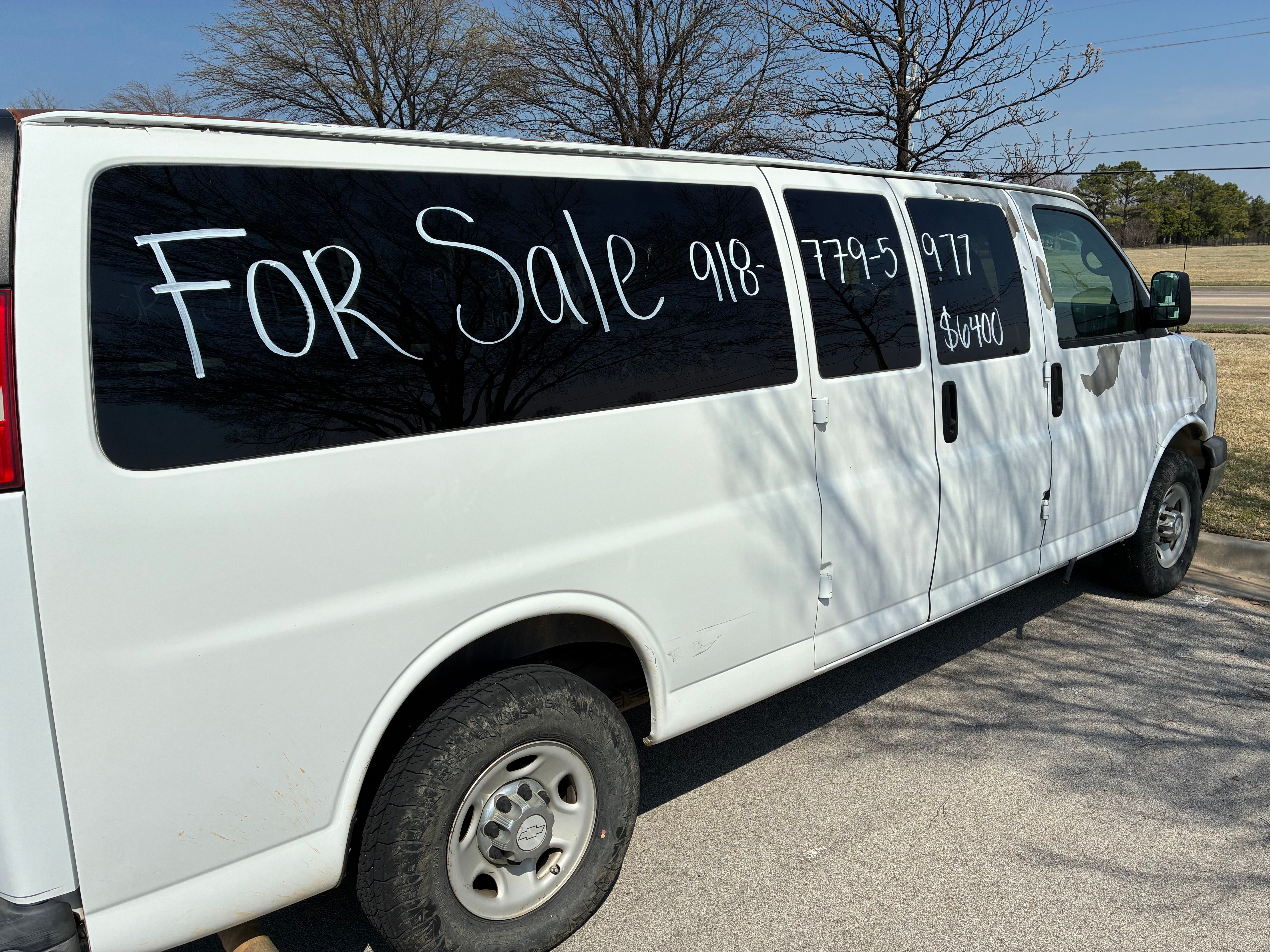 Used 2008 Chevrolet Express 3500 Extended Passenger w/ LT Preferred Equipment Group RWD image 8