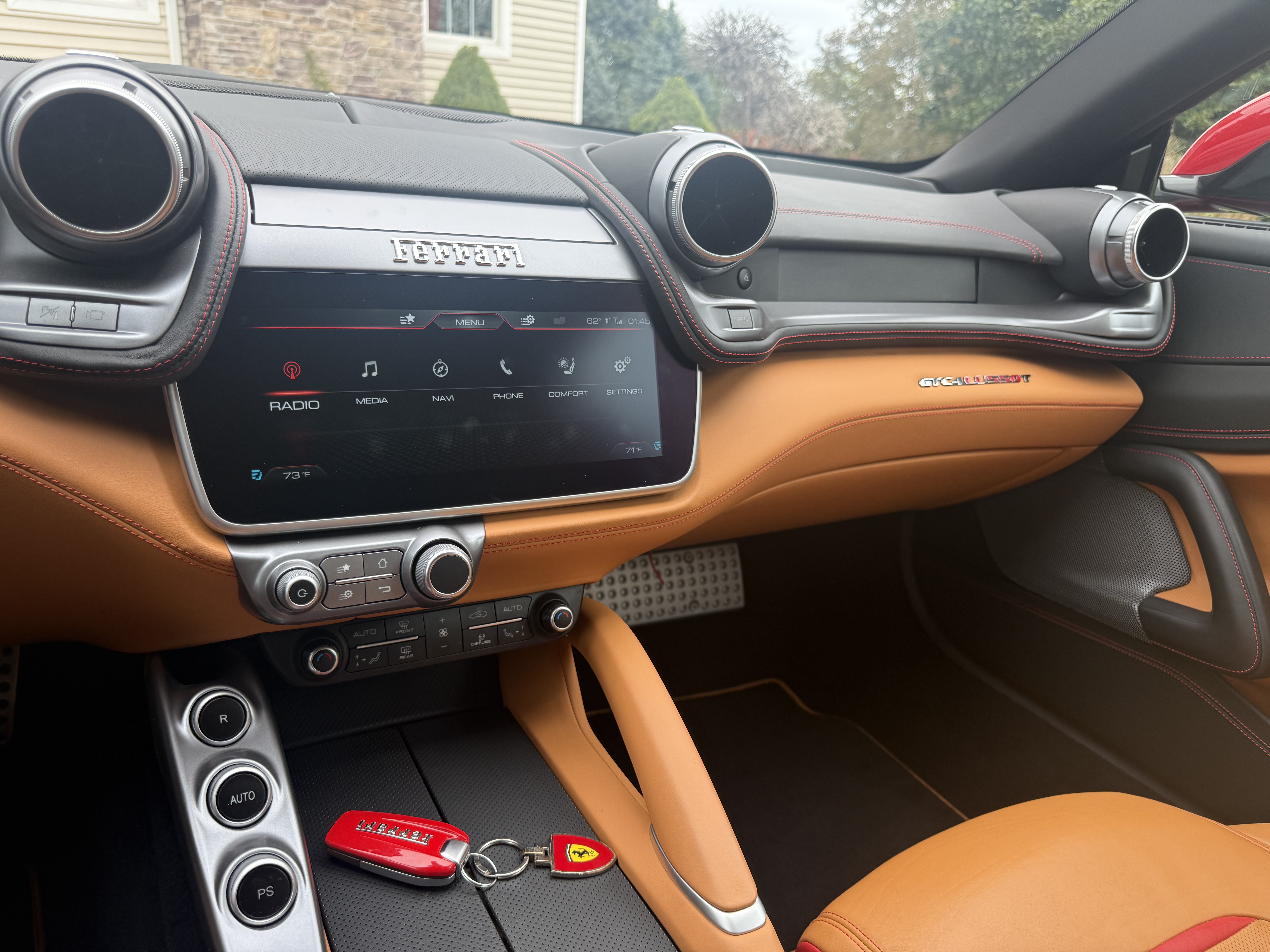Used 2019 Ferrari GTC4Lusso T RWD image 9