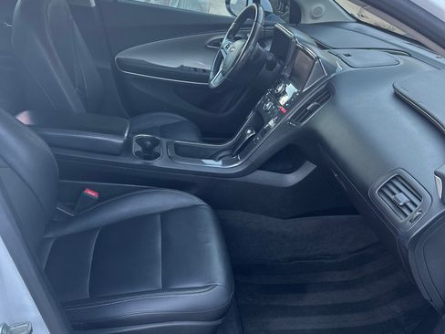 Used 2014 Chevrolet Volt Premium w/ Premium Trim Package image 18