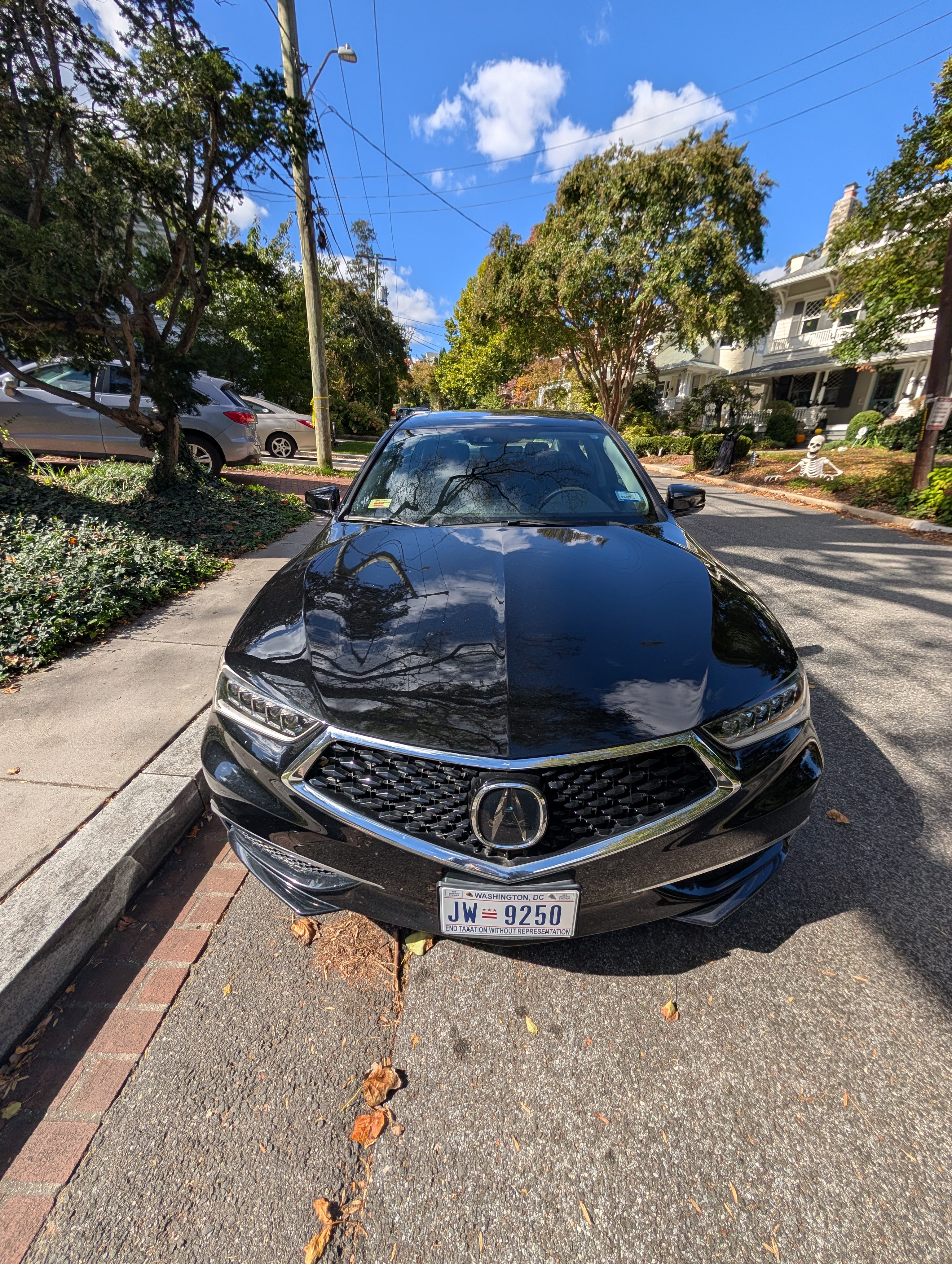 Used 2018 Acura TLX w/ Technology Package AWD/4WD image 2