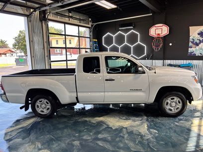 Used 2015 Toyota Tacoma 2WD Access Cab w/ SR5 Package