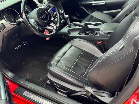 Used 2021 Ford Mustang Premium image 2