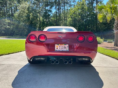 Used 2013 Chevrolet Corvette Grand Sport w/ 3LT Preferred Equipment Group image 11