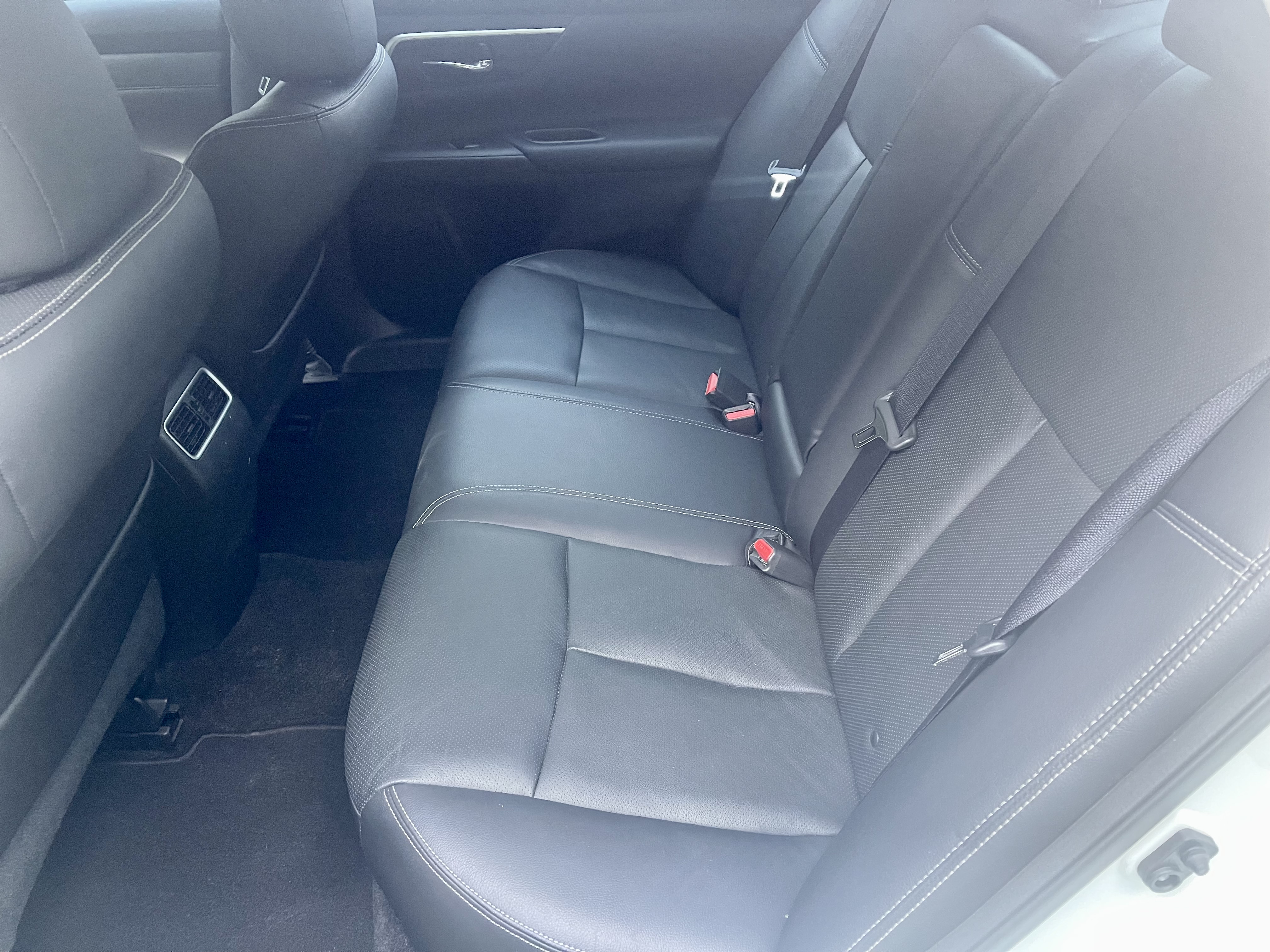 Used 2016 Nissan Altima 3.5 SL w/ 3.5 Technology Package FWD image 17
