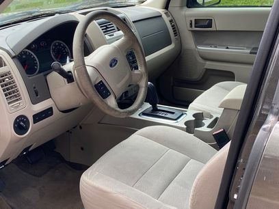 Used 2010 Ford Escape XLT