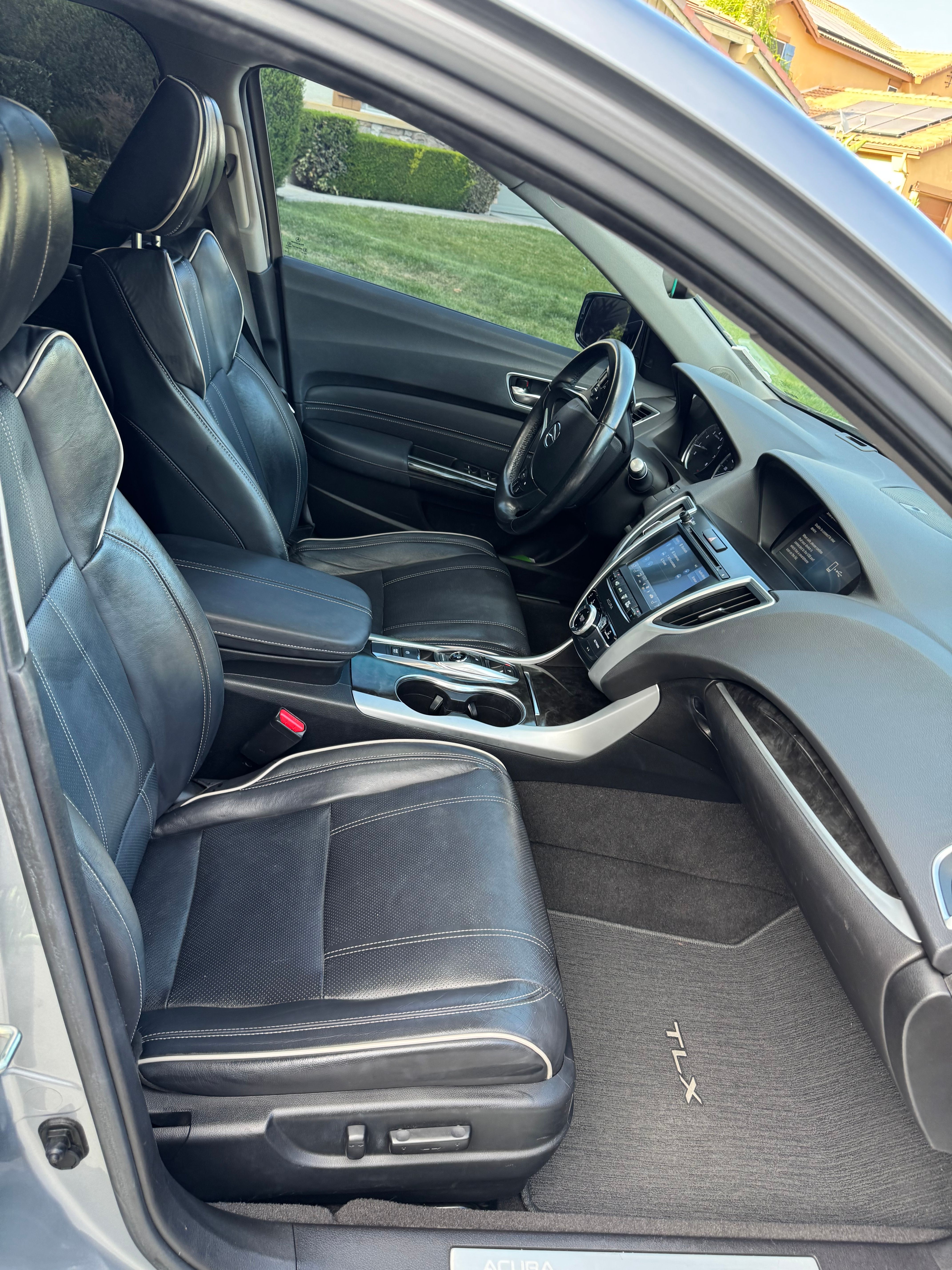 Used 2020 Acura TLX w/ Technology Package FWD image 5
