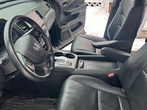 Used 2021 Honda Pilot Special Edition image 12