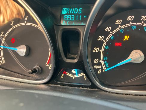 Used 2015 Ford Fiesta SE image 10