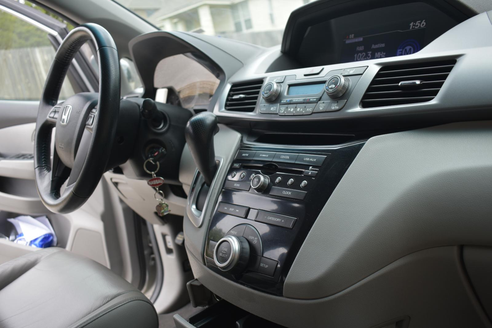 Used 2012 Honda Odyssey EX-L image 9