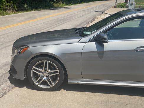 Used 2015 Mercedes-Benz E 350 4MATIC Sedan image 8