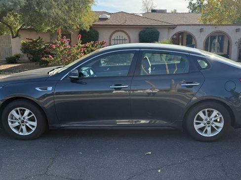 Used 2016 Kia Optima LX image 4