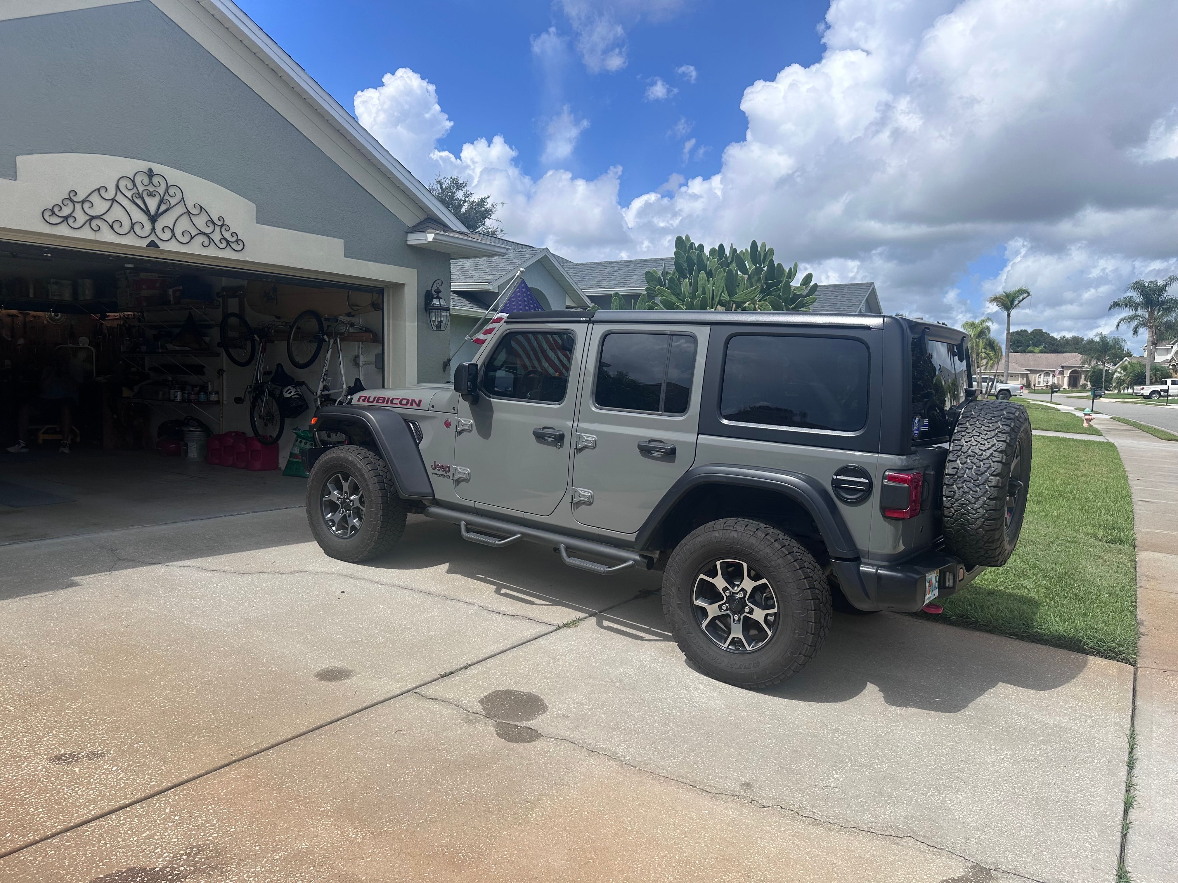 Used 2018 Jeep Wrangler Unlimited Rubicon AWD/4WD image 9
