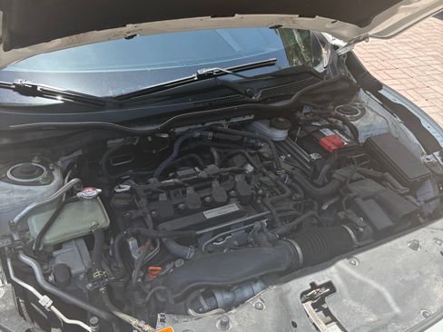 Used 2018 Honda Civic EX image 16