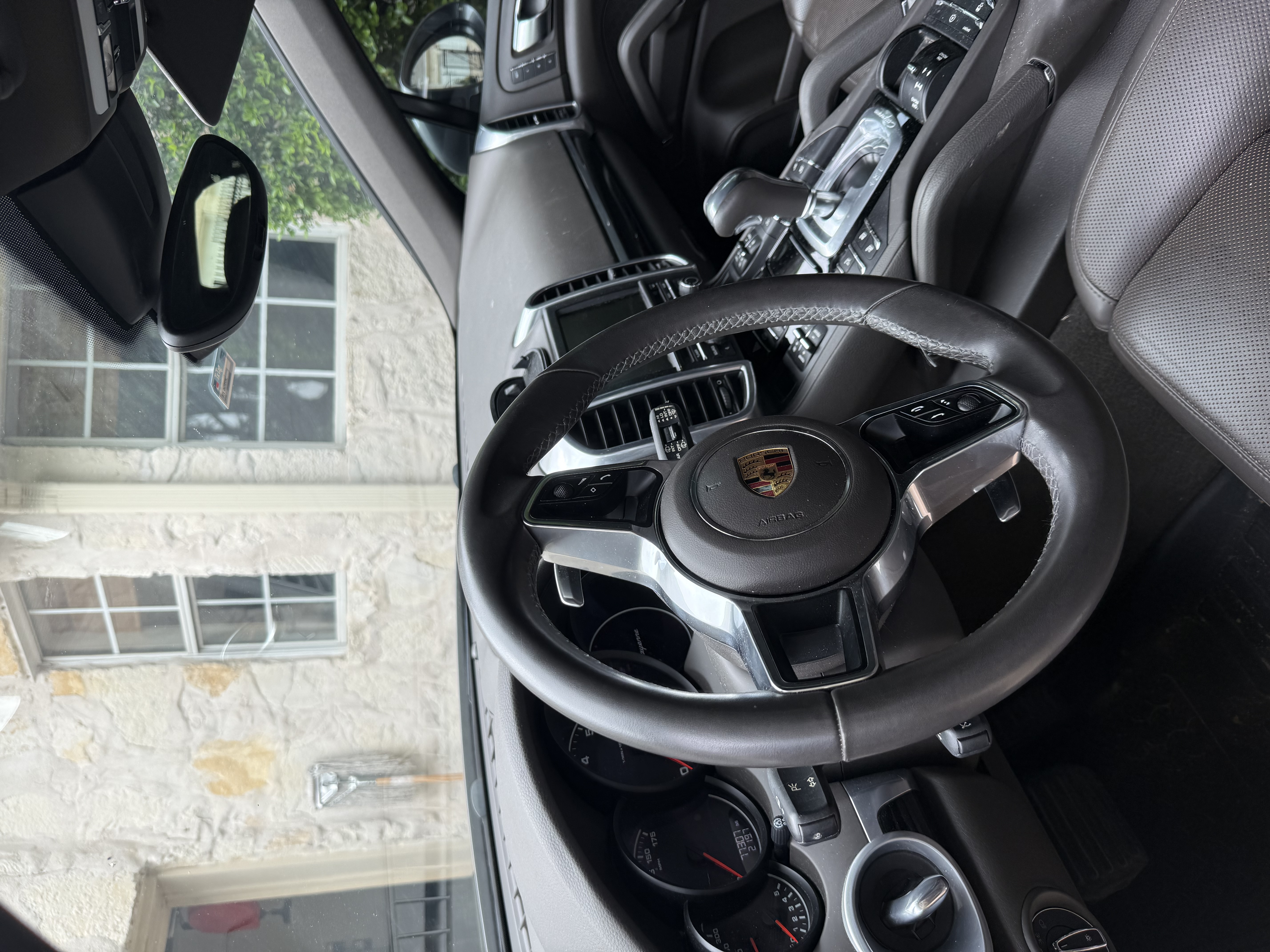 Used 2016 Porsche Cayenne AWD/4WD image 10
