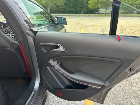 Used 2014 Mercedes-Benz CLA 45 AMG 4MATIC image 9