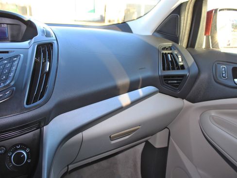 Used 2014 Ford Escape SE image 27