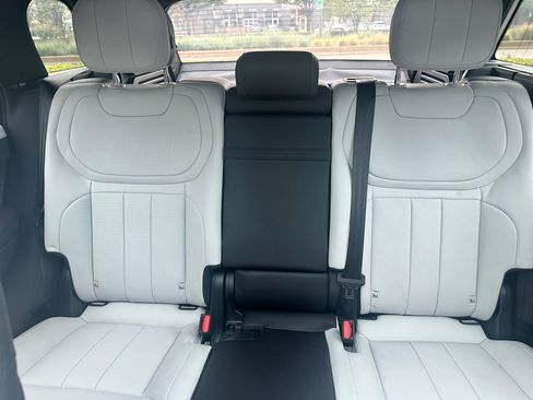 Used 2024 Land Rover Range Rover Sport Dynamic SE image 9