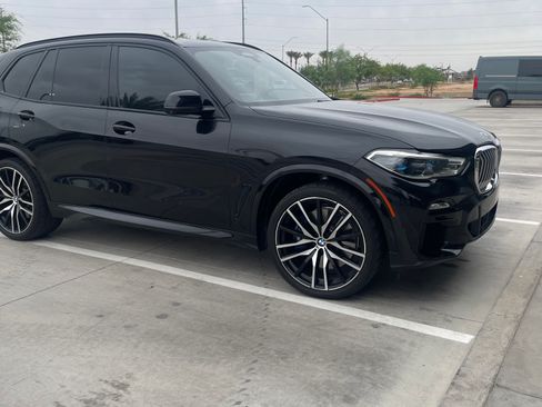 Used 2019 BMW X5 xDrive40i w/ M Sport Package image 2