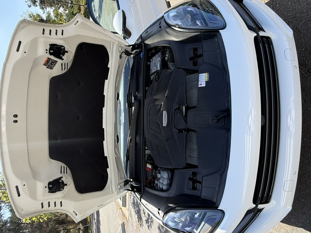 Used 2022 Porsche Cayenne Platinum Edition AWD/4WD image 15