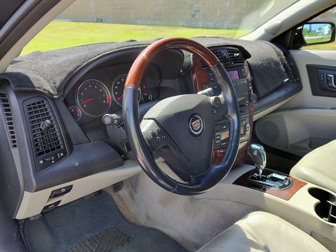 Used 2007 Cadillac CTS 3.6 w/ 3.6L V6 Luxury Package image 11