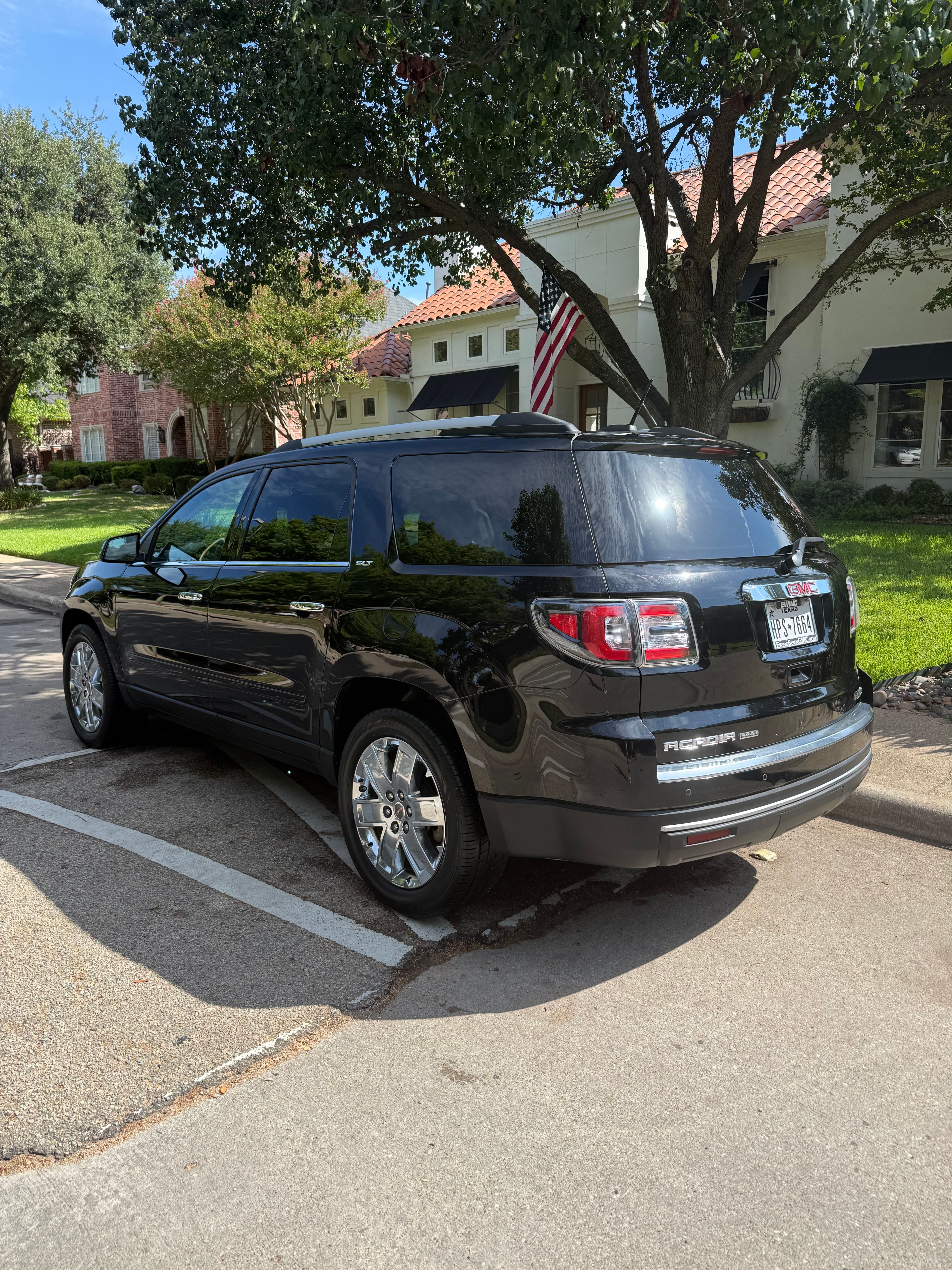 Used 2017 GMC Acadia Limited SLT FWD image 6