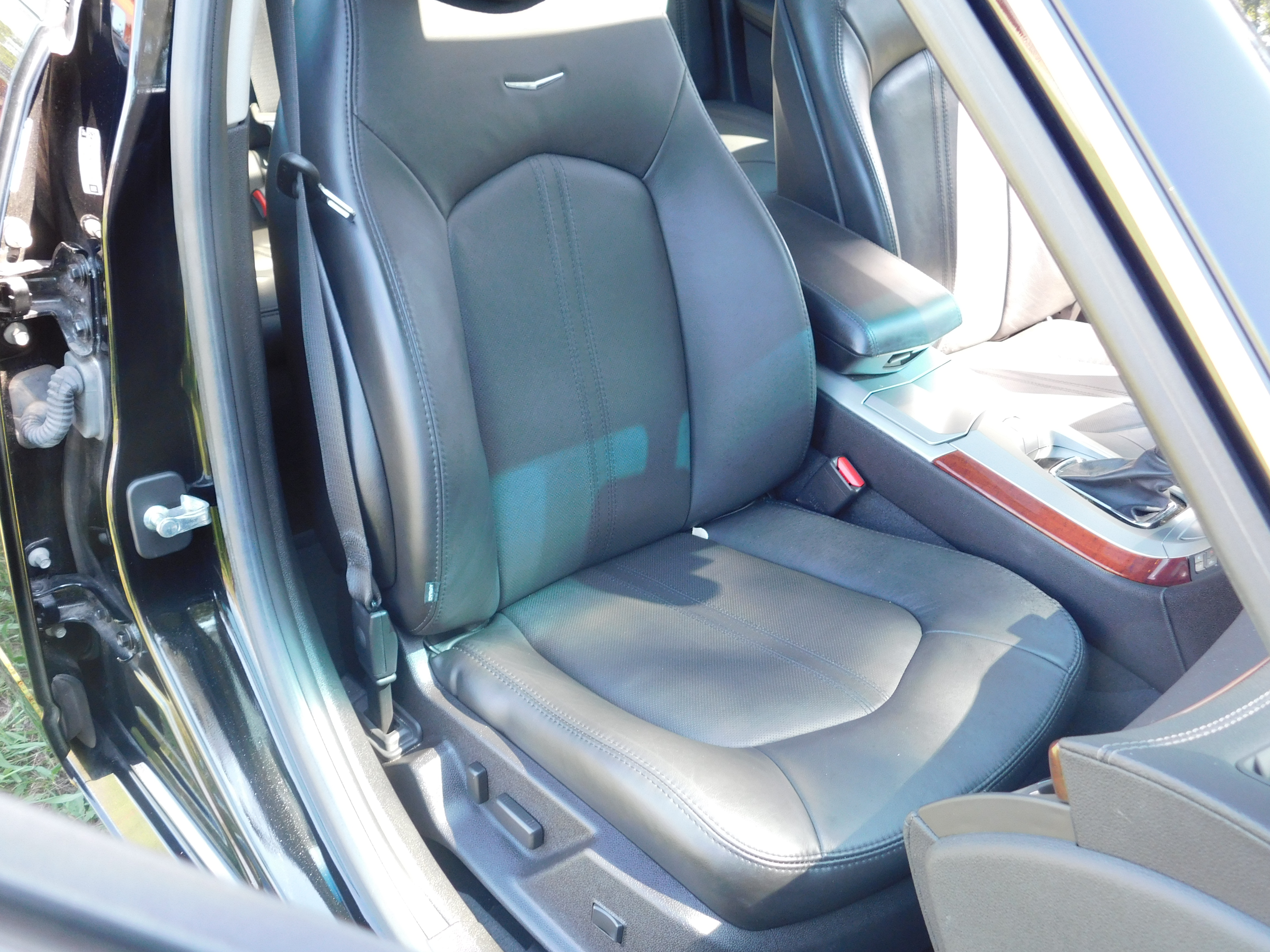 Used 2009 Cadillac CTS 3.6 AWD image 14
