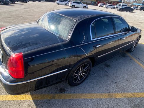 Used 2007 Lincoln Town Car Signature image 11